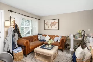 Photo #4: 250034908 Listing