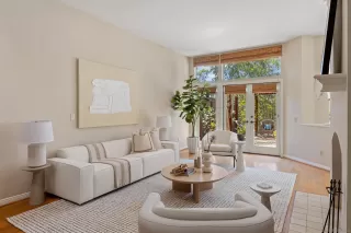 Photo #3: 250034911 Listing