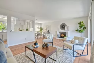 Photo #4: 250034924 Listing