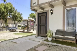 Photo #1: 250034982 Listing