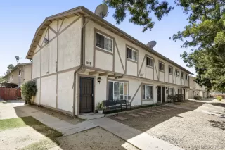 Photo #2: 250034982 Listing