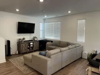 Photo #1: 250034996 Listing 