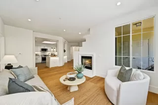 Photo #1: 250035027 Listing