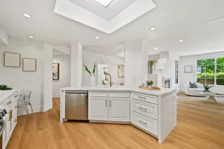 Photo #6: 250035027 Listing