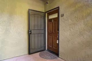 Photo #2: 250035052 Listing