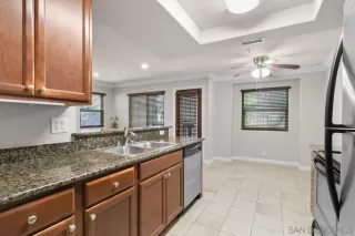 Photo #5: 250035052 Listing