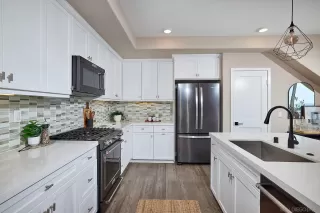 Photo #5: 250035062 Listing 