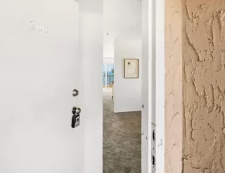 Photo #5: 250035079 Listing