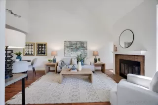 Photo #4: 250035135 Listing