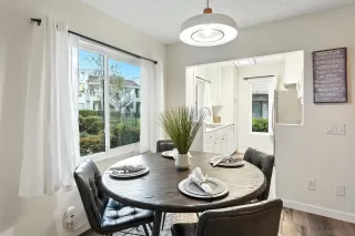 Photo #2: 250035141 Listing