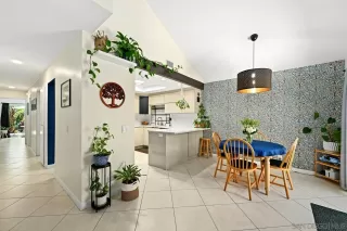 Photo #2: 250035146 Listing 