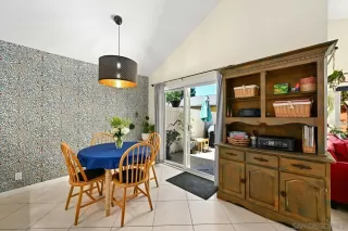 Photo #3: 250035146 Listing 