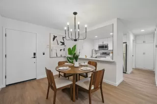 Photo #4: 250035147 Listing