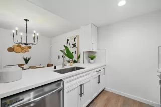 Photo #6: 250035147 Listing