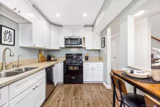 Photo #5: 250035150 Listing