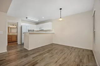 Photo #6: 250035157 Listing 