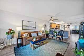 Photo #1: 250035160 Listing