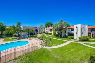 Photo #4: 250035177 Listing