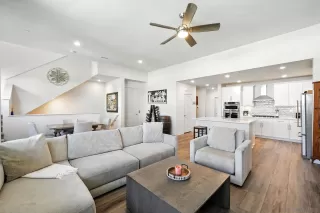 Photo #6: 250035250 Listing