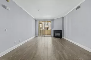 Photo #3: 250035308 Listing