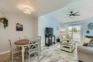 Photo #3: 250035327 Listing