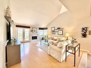 Photo #4: 250035334 Listing