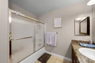 Photo #5: 250035362 Listing 