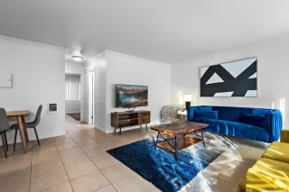 Photo #1: 250035398 Listing