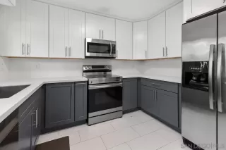 Photo #3: 250035402 Listing