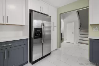 Photo #5: 250035402 Listing