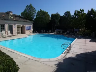 Photo #4: 250035407 Listing