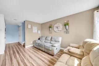 Photo #3: 250035443 Listing