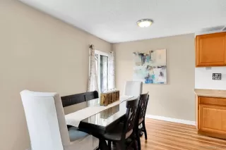 Photo #4: 250035443 Listing