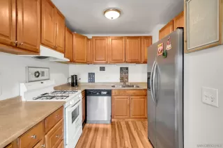 Photo #6: 250035443 Listing