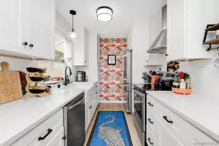 Photo #5: 250035457 Listing