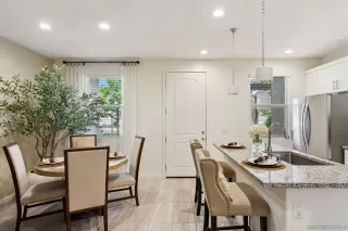 Photo #4: 250035514 Listing