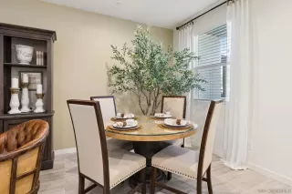 Photo #5: 250035514 Listing