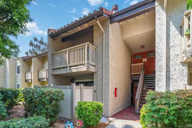 MLS: 250035519 Condo For Sale