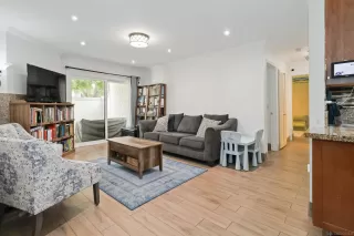 Photo #4: 250035519 Listing 