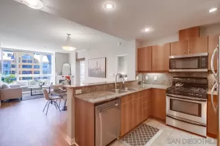 Photo #2: 250035543 Listing