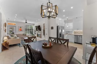 Photo #2: 250035579 Listing