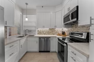 Photo #4: 250035579 Listing