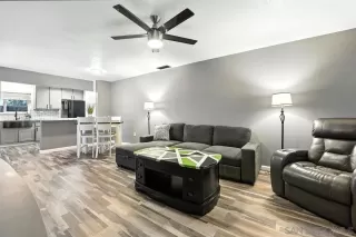 Photo #1: 250035604 Listing 