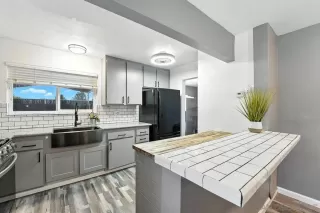 Photo #6: 250035604 Listing 