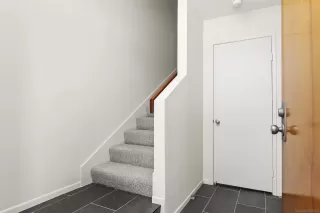 Photo #4: 250035623 Listing