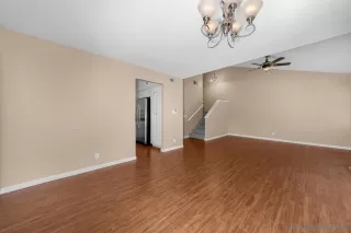 Photo #4: 250035654 Listing