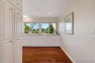 Photo #4: 250035693 Listing 