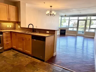 Photo #3: 250035694 Listing 