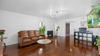 Photo #1: 250035760 Listing