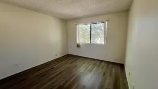 Photo #4: 250035763 Listing